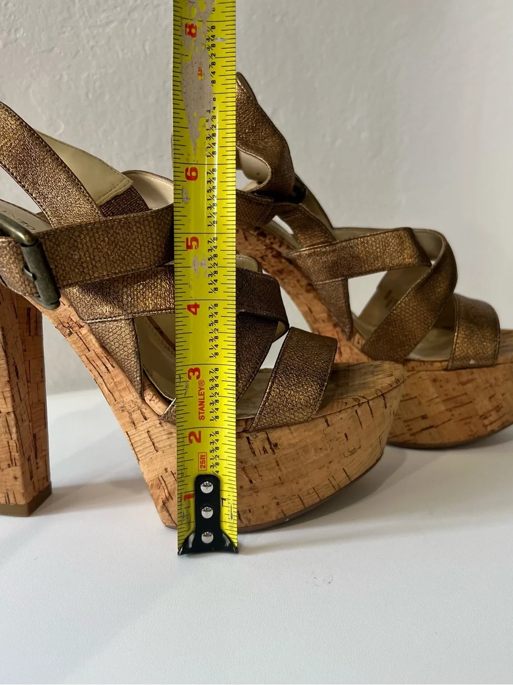 Enzo Angiolini bold cork